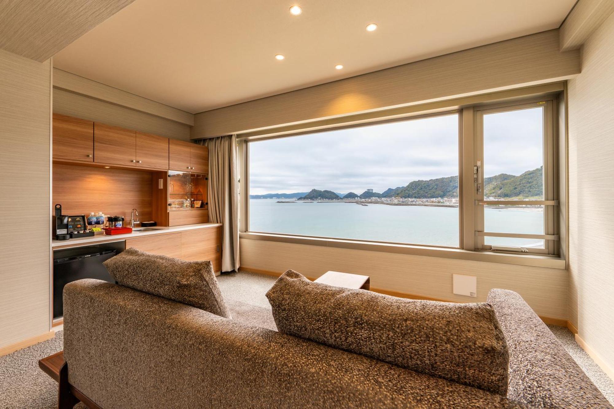 Yado Nakaya Hotell Kamogawa Exteriör bild